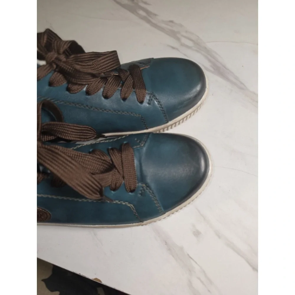 Remonte Women's Forest Green Leather Water-Resistant Side Zip Sneakers 8.5‎